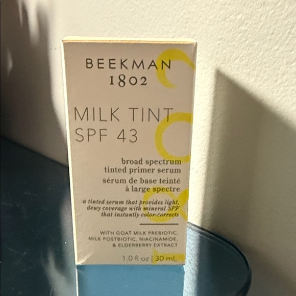 Beekman 1802 Milk Tint SPF 43 Broad Spectrum Serum - Picture 1 of 6